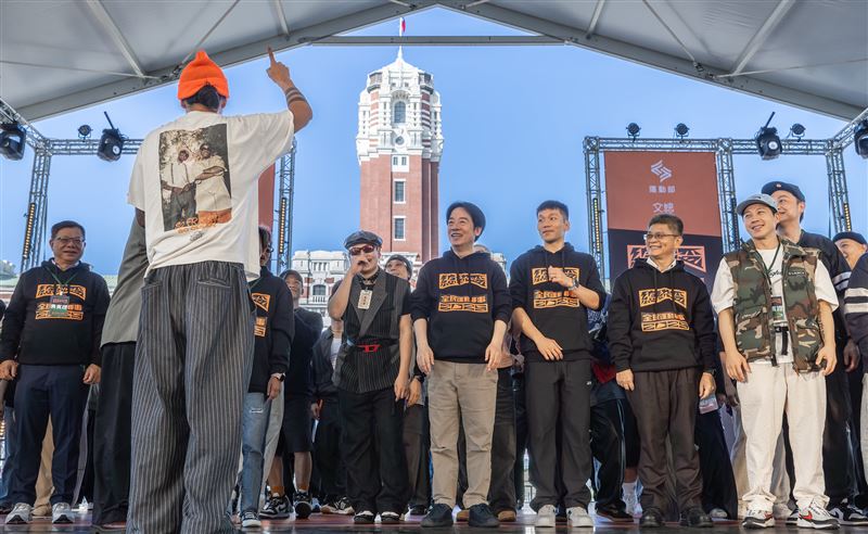 賴清德總統今（16）日出席「2025總統盃全民運動賽事－街舞大賽」決賽開場記者會。（圖／總統府提供）