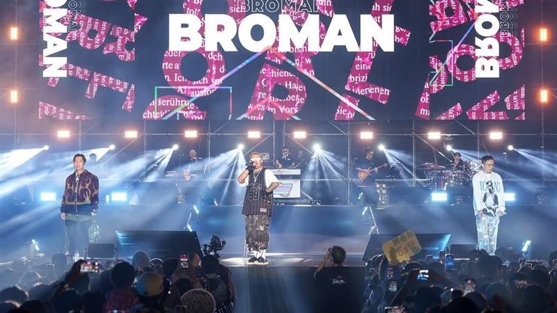 阿基師罕公開露面　端炒飯神技合體玖壹壹