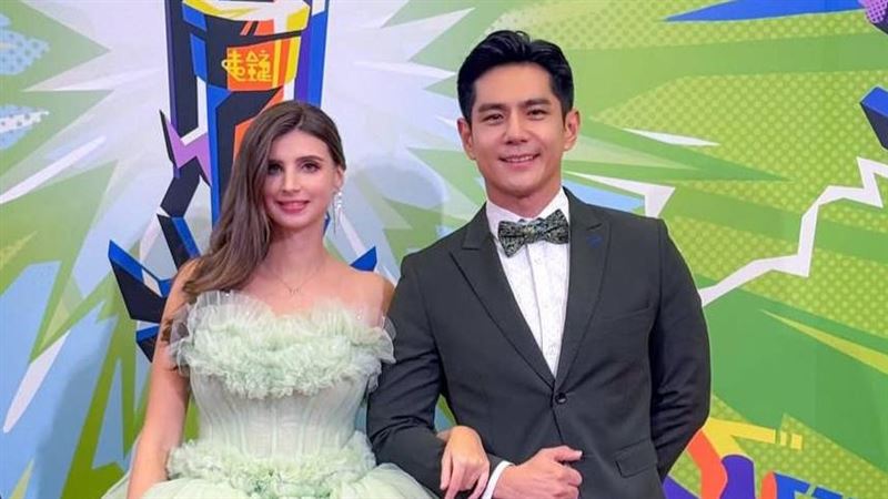 佳娜產後7天洩真實身材　超細腿根全被拍