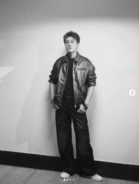 朱孝天在IG貼出多張演唱會當天的照片，僅以一句「難忘的一夜」作為總結。（圖／翻攝自IG @kenchu9）