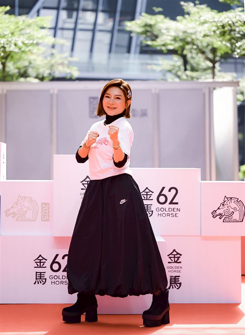 王彩樺在現場拍攝幕後。（圖／金馬執委會提供）