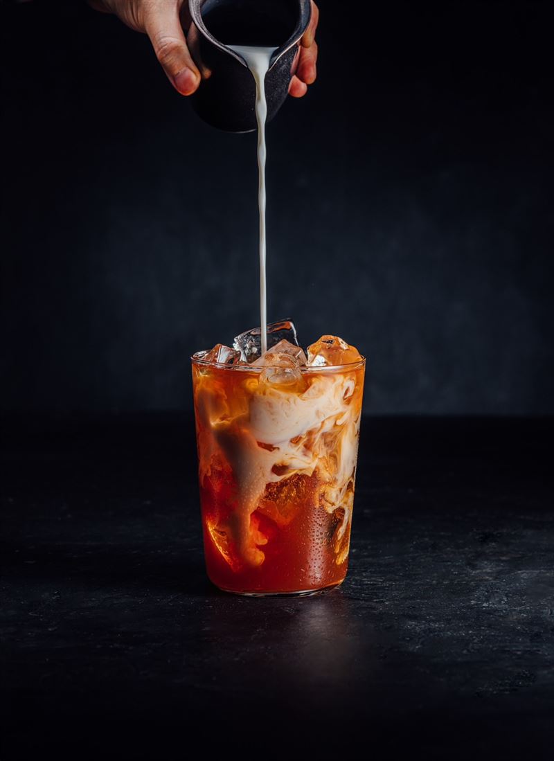 BLIKE品牌創辦人劉紹威說：「一杯精品奶茶的最高境界是不加糖就很好喝」。（圖／品牌業者提供）