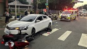 車禍,待轉區,楠梓區,土庫一路,自小客