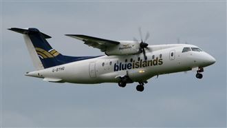 營運22年航空公司宣告破產！逾萬旅客滯留