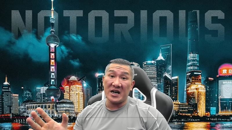 館長怒批「我養了你們12年，你們有做事嗎？」（圖／翻攝自館長惡名昭彰 YouTube頻道）