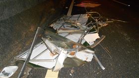 國道,桃園,鐵架,小貨車,棚架（圖／翻攝畫面）