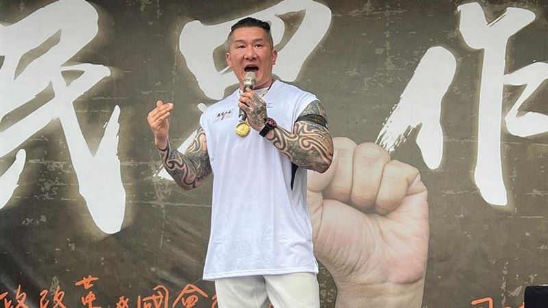 館長遭爆卻逆風狂吸斗內!爆料者慘被反噴