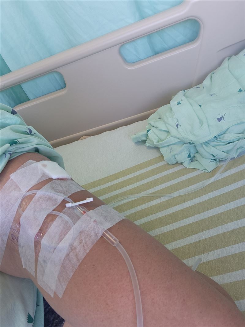 盧婦2度罹癌，已經切除左腎，近日因爲身體不適時常入院，但卻又擔心經濟無法負荷。（圖／翻攝李爸水餃臉書）