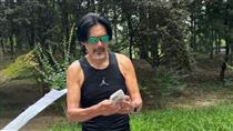 70歲周潤發外貌動1手腳　逆齡回春近況曝
