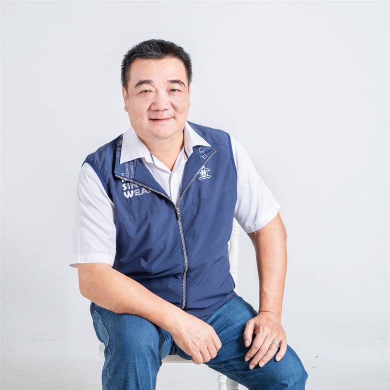 礁溪鄉民代表張景程涉嫌收賄，掩護應召站規避查緝。（圖／翻攝自當事人臉書）