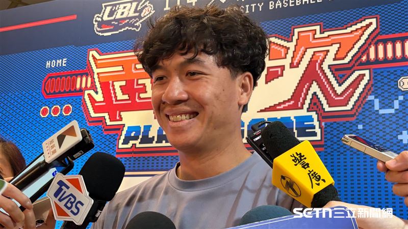 樂天桃猿隊長林立。（圖／記者張沛嘉攝影）