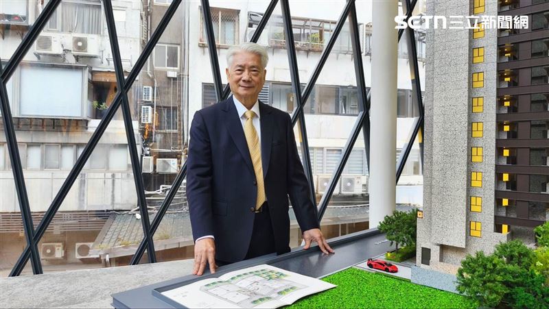 林財于表示，建商用心實在都更整合就能順利，要蓋百年的好宅，也提醒民眾，現在詐騙猖獗，參與都更前一定要謹慎審視合約。（圖／記者陳韋帆攝影）