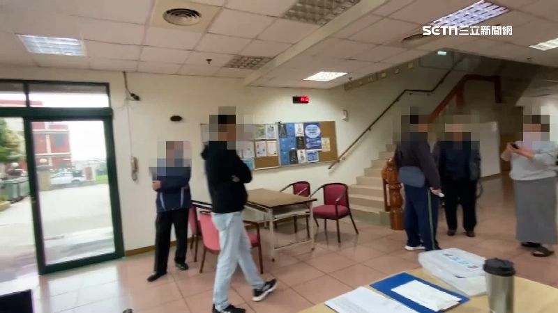 獨/黑衣人大鬧護理之家 黃信介么子教唆