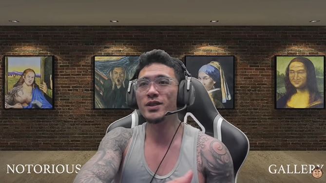 網友稱讚館長的特助小宇（圖）做事認真負責。（圖／翻攝自館長惡名昭彰YT頻道）