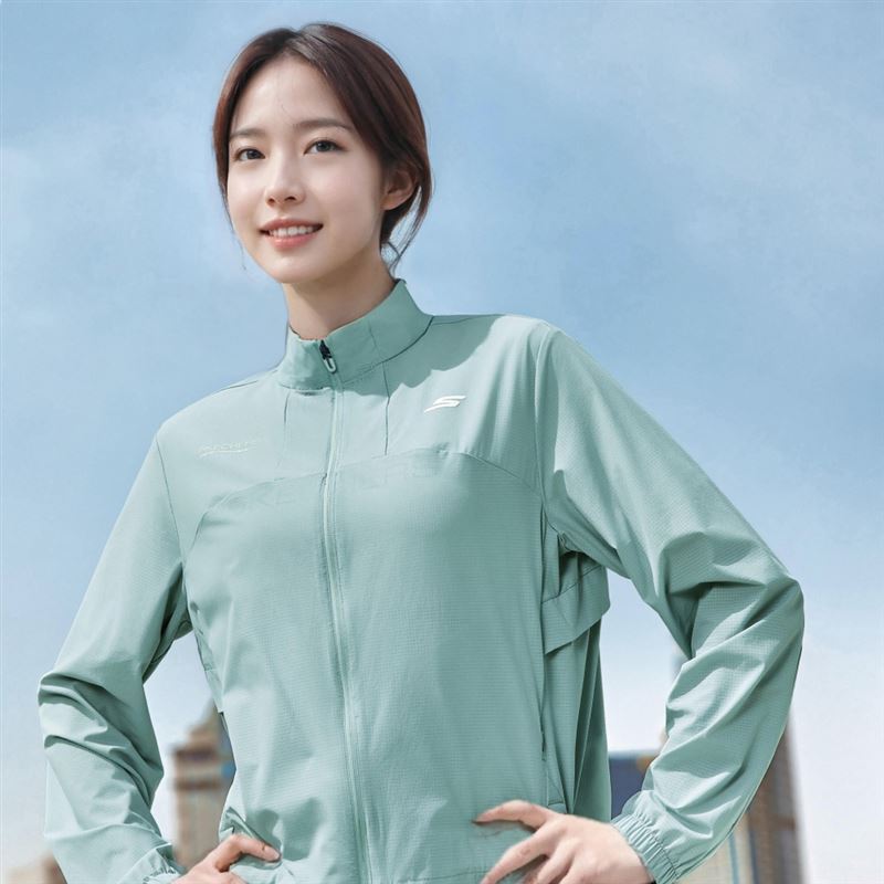 SKECHERS秋季推薦外套。（圖／品牌業者提供）