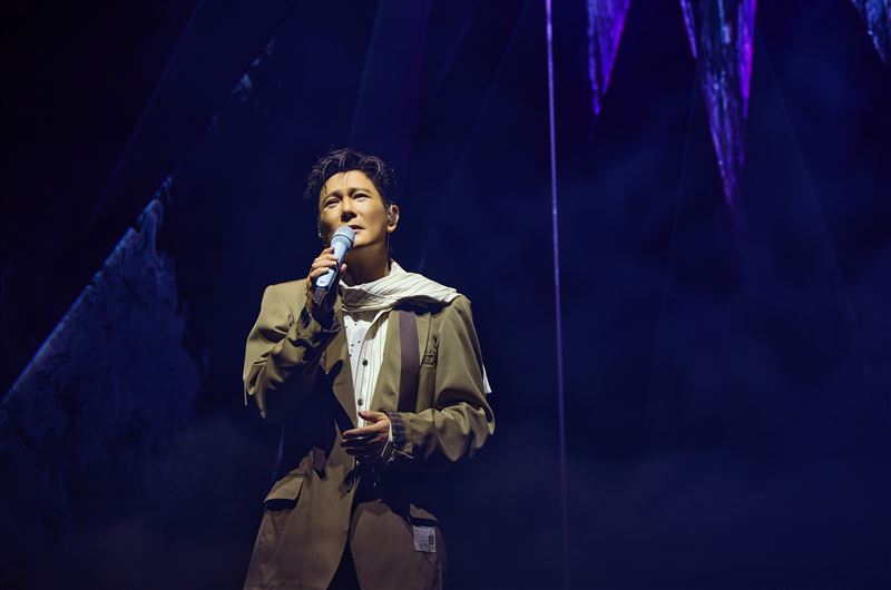 張信哲「未來式 Our Story」最終站在法國巴黎登場。（圖／潮水音樂提供）