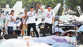 黃國昌的好友陳之漢（館長）遭爆料涉及中國資金與性醜聞，檢調單位也要一併調查。