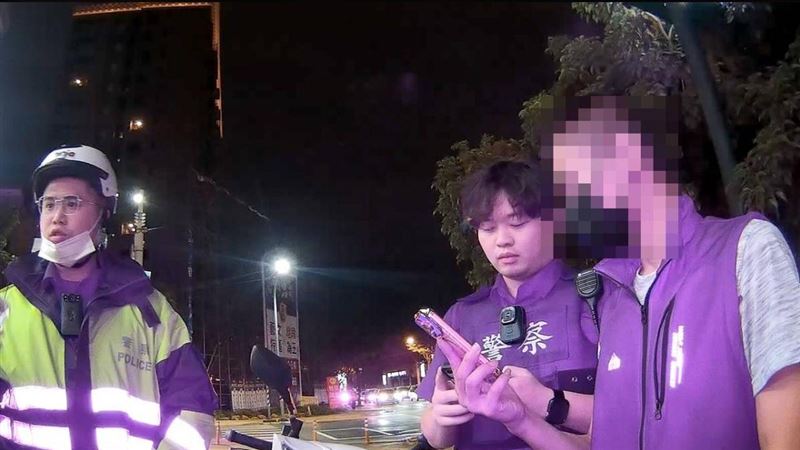 扯!他找友「扮警」抓他稱入獄竟僅為1事