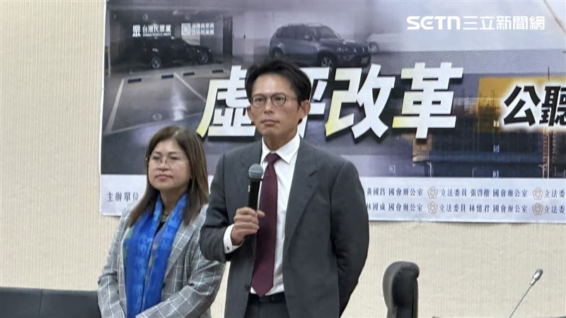 黃國昌出席居住要正義「虛坪改革」公聽會。（圖／記者詹宜庭攝影）