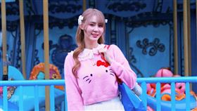 短今（胡馨儀）是中信兄弟啦啦隊「Passion Sisters」的人氣成員。（圖／翻攝自臉書）