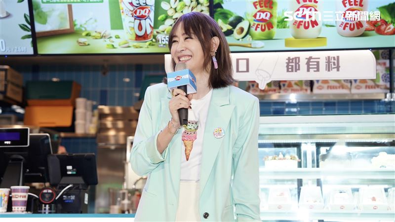 賈永婕自嘲「冰淇淋怪物」快閃記者會