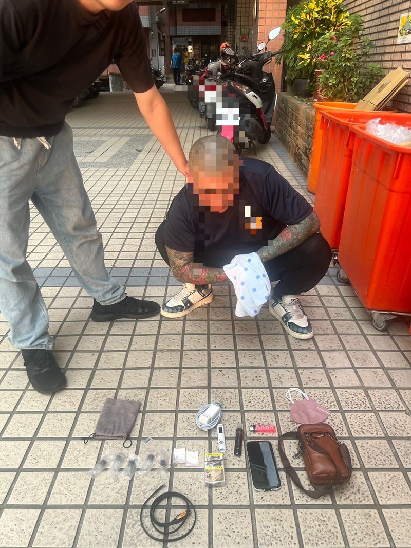 檢警於嘉義、桃園與彰化等地查獲「藏鏡人」及共犯。（圖／翻攝畫面）