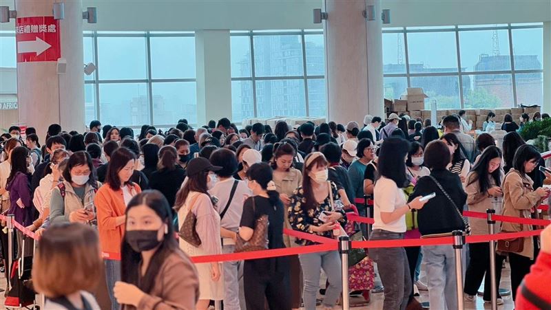 普發1萬助攻!台北SOGO週年慶驚險達標