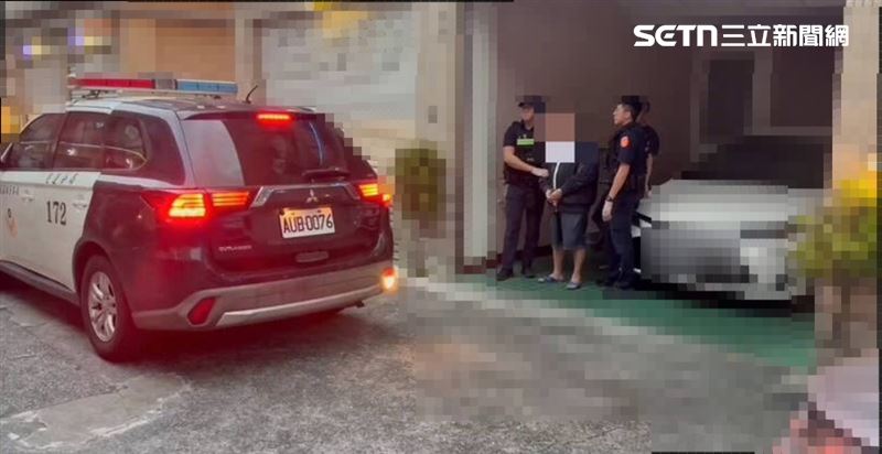 花蓮某汽車旅館發生女客暴斃命案，警方在房內搜出毒品咖啡包、海洛因等物。（圖／翻攝畫面）