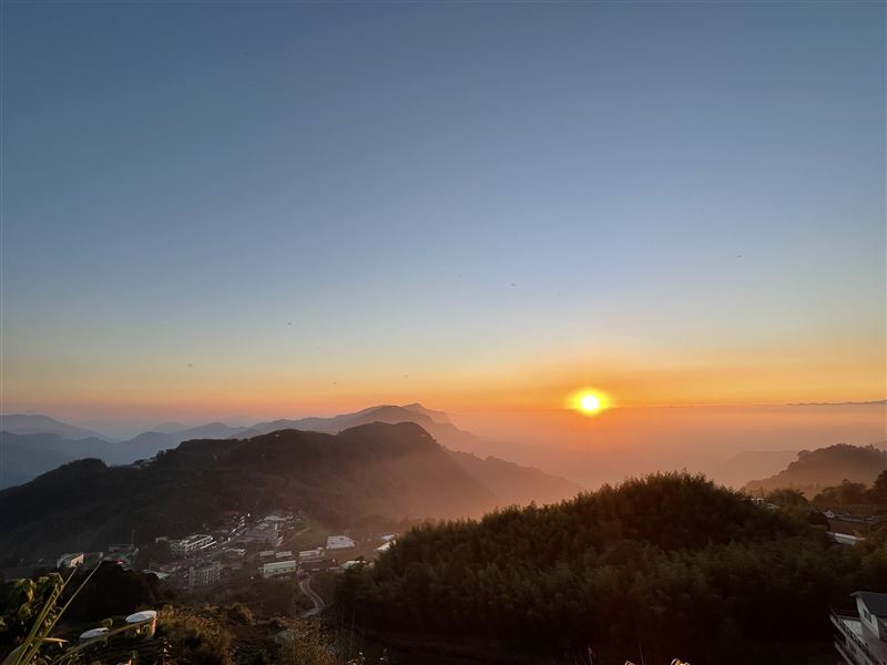 嘉義縣阿里山日落（圖／嘉義縣文觀局提供）