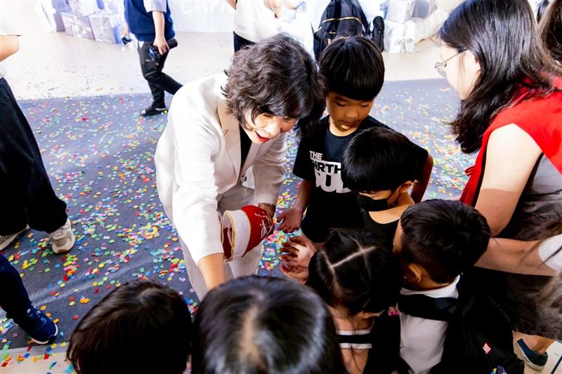 王香完指出，為了因應環境變化、產業興旺，以及高科技公司進駐帶來的人口，商場正積極增加餐飲的佔比，將從原先的15%提高到18%。（圖／翻攝畫面）