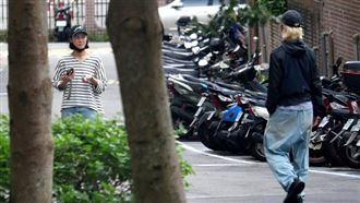 鍾瑶熱戀直擊　「半圈外」對象曝光了