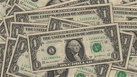 新台幣改版惹議，但放眼全球，從美國、印度到日本，各國法幣更新幾乎無一不掀起社會震盪。從肖像爭議、文化敏感，到實務混亂與經濟衝擊，鈔票早已不只是錢，更是政治與歷史記憶的戰場。（示意圖／PIXABAY）