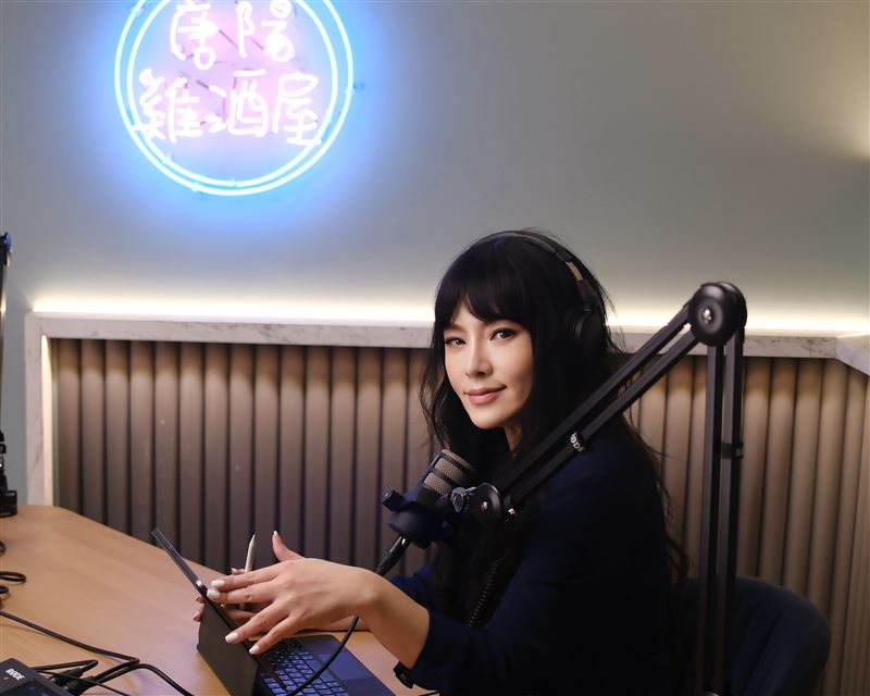 唐綺陽在Podcast節目分享天生會賺錢星盤配置，也呼籲大家要懂得防詐！（圖／大慕影藝提供）