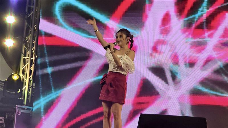 戴梅君遭仙人跳。（圖／翻攝戴梅君粉絲團臉書）