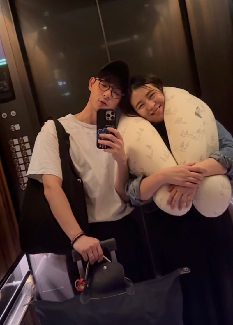 連晨翔一路陪伴老婆待產。（圖／翻攝自臉書）