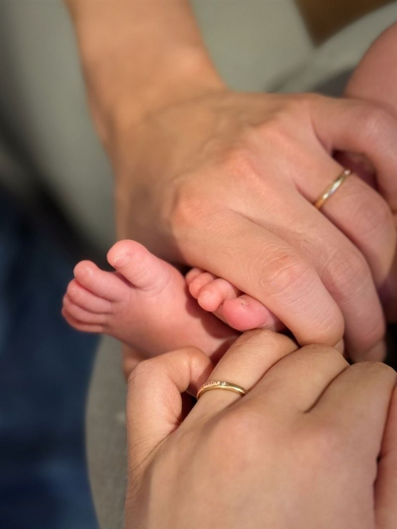 連晨翔、劉品言組成一家三口。（圖／翻攝自臉書）