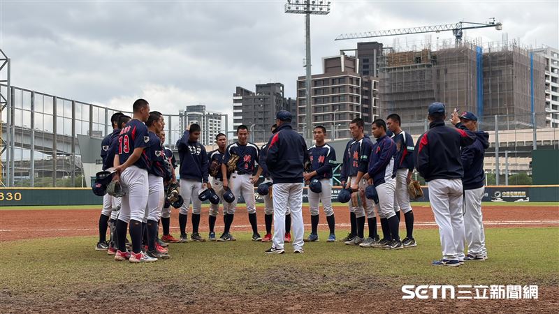 平鎮高中黑豹旗16強逆轉穀保家商。（圖／記者張沛嘉攝影）