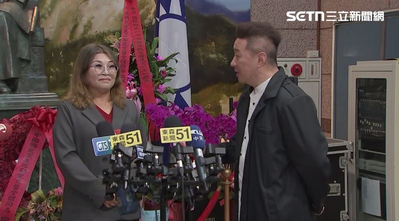 遭藍停職受訪被擋!何鷹鷺:我賣給綠了?