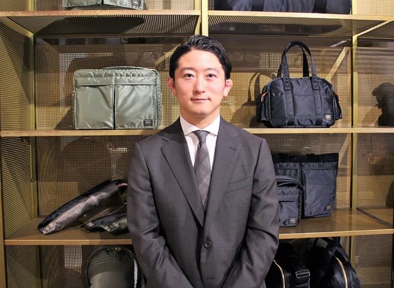 西脇綾香老公是「吉田包」社長吉田幸裕。（圖／翻攝自X平台 @SENKENplus）