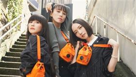 Perfume曾與吉田包旗下品牌POTR推出限定聯名包。（圖／翻攝自Perfume官網）