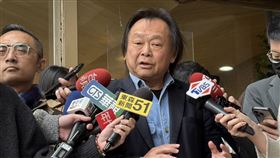 民進黨立委王世堅出席中常會前受訪（圖／記者劉秀敏攝影）