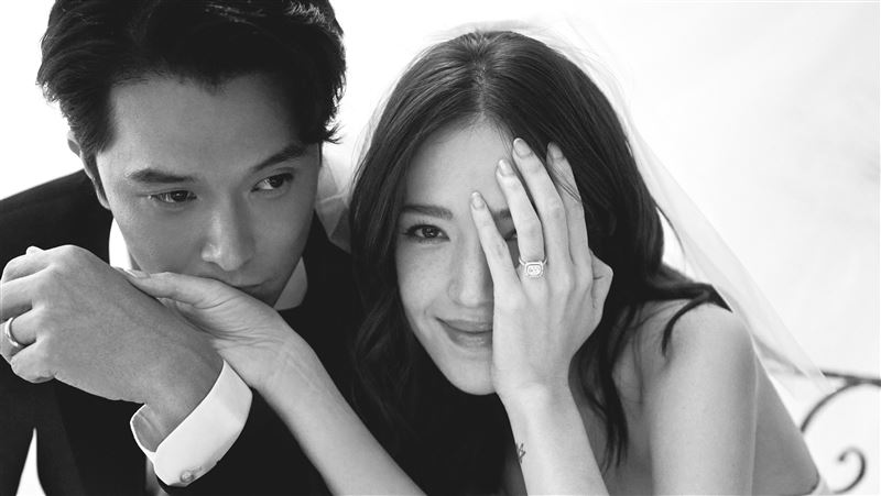 夫妻終於同框!邱澤、許瑋甯絕美婚紗曝光