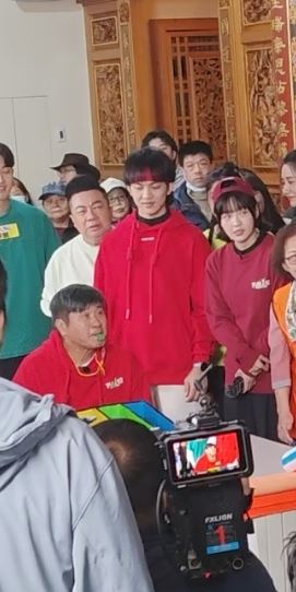 胡瓜（左）今與籃籃錄影。（圖／記者鍾智凱攝影）