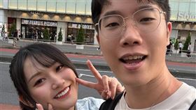 大黑（右）證實分手8年女友麻希。（圖／翻攝自大黑IG）