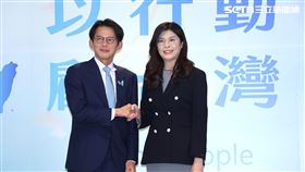 藍白合「鄭黃會」，民眾黨主席黃國昌（左）、國民黨主席鄭麗文（右）（圖／記者鄭孟晃攝影）