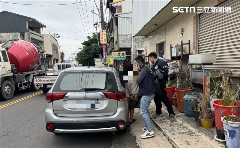 陳男撞死婦人後，竟找來毒友一同吸毒，試圖以「毒車趴」方式忘卻罪行，相當離譜！（圖／翻攝畫面）