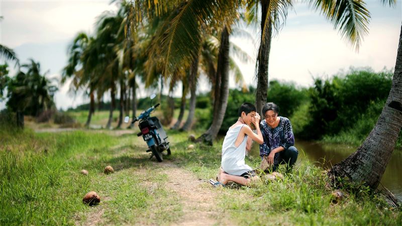 白潤音在《地母》和范冰冰情同母子。（圖／海鵬影業提供）