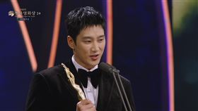 安普賢，青龍獎。（圖／翻攝自naver）