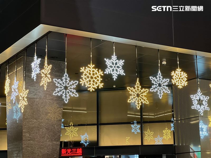 新光三越台南小北門首迎耶誕節，特地打造台南北區的耶誕地標。（圖／新光三越提供）