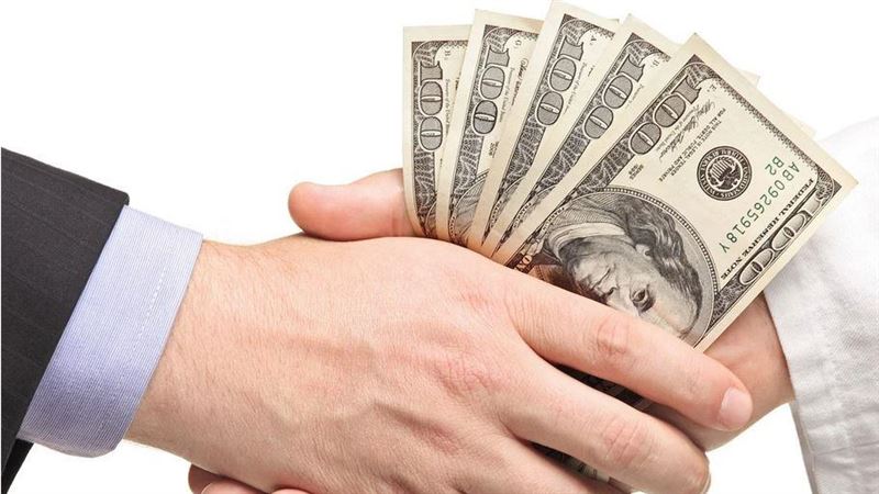 台美關稅陰影、企業觀望緊縮，3成8上班族憂裁員、減薪、放無薪假，3成3兼差續命創新高。最想做文書行政、外送員，最怕被詐騙當肥羊。阿姨快來救救我，一份薪水撐不起生活，兩份工還要提防話術陷阱！（示意圖／PIXABAY）